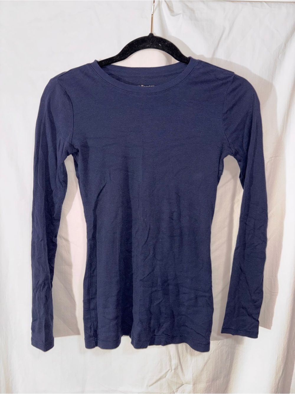 G.H. Bass & Co. Classic Women's Long Sleeve Crewneck Top - Navy